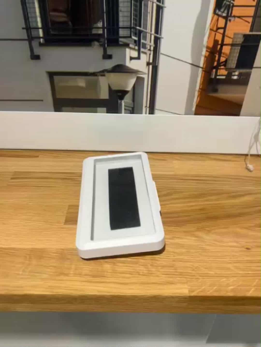 Uchwyty pod prysznic ShowerCall